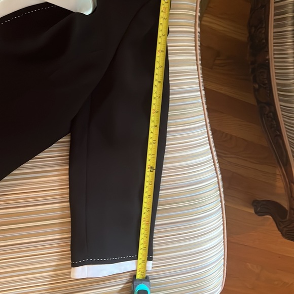 Kasper - women’s classic, timeless black suit. Jacket and matching skirt set. - Picture 3 of 11